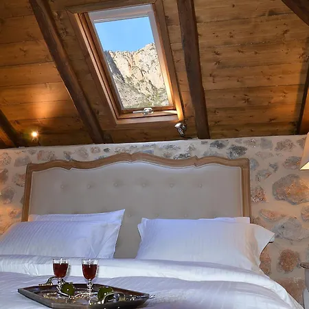 Archontiko Chioti Hotel Leonídion