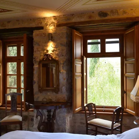 Archontiko Chioti Leonídion